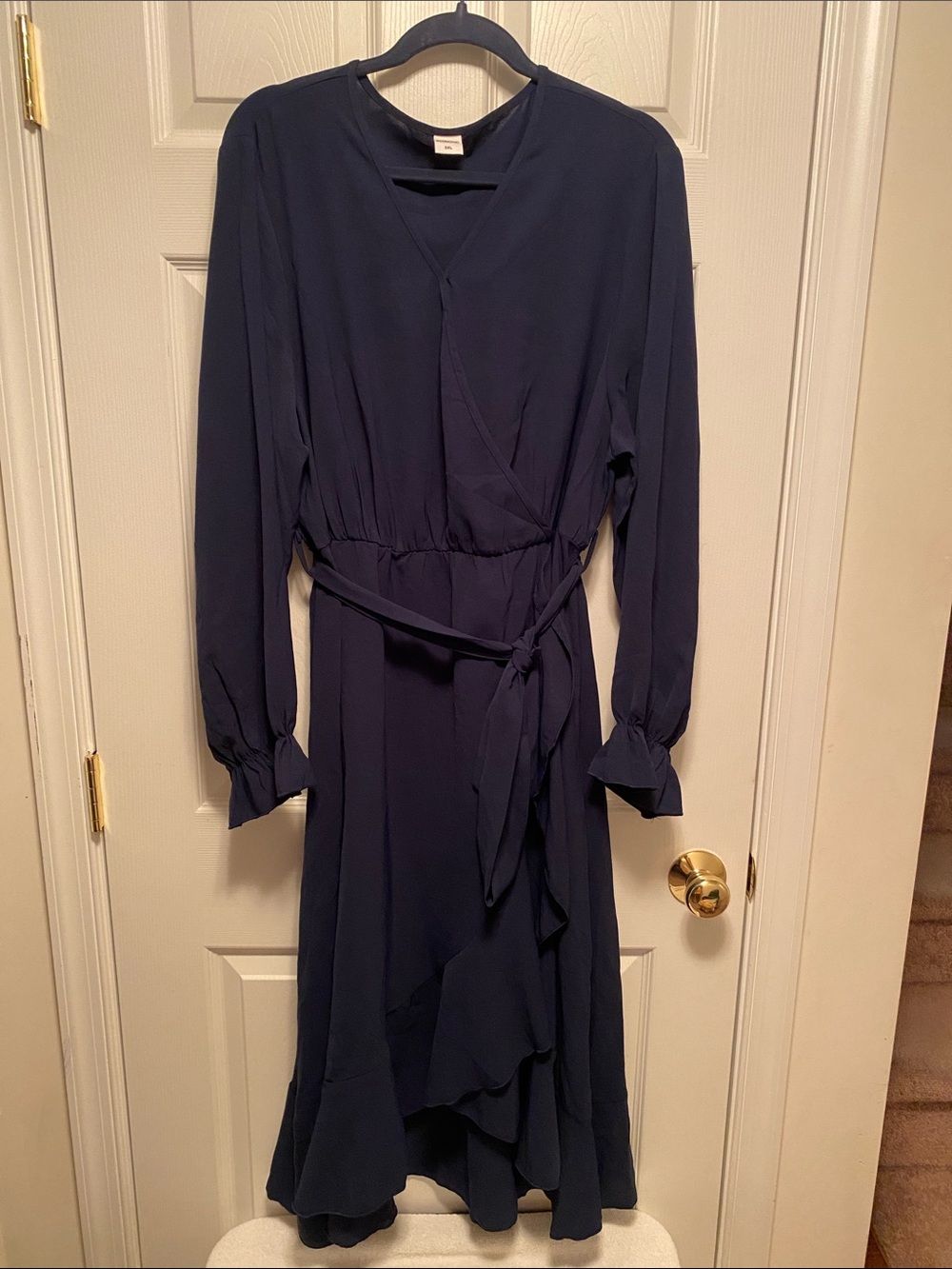 Scomchic  Navy Wrap Midi Dress with Belt …size 3XL